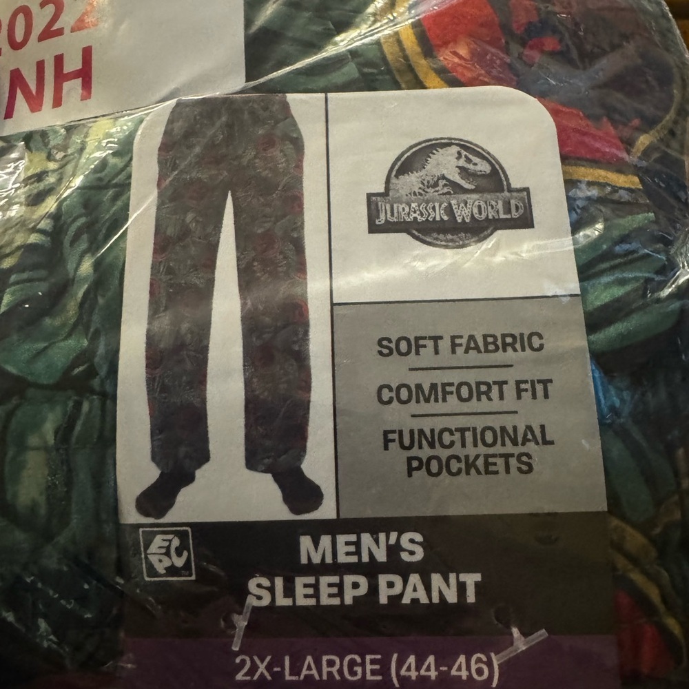 Bioworld Jurassic World Men's Sleep Pants - Red and Green